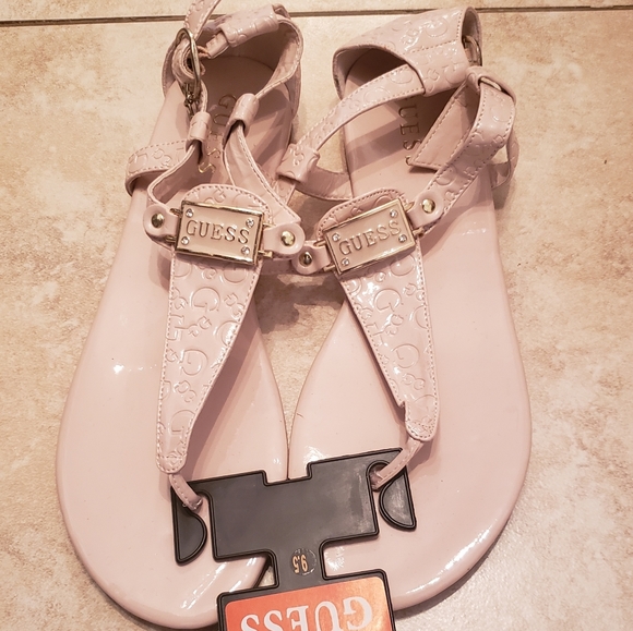 Guess Sandals - Picture 1 of 1